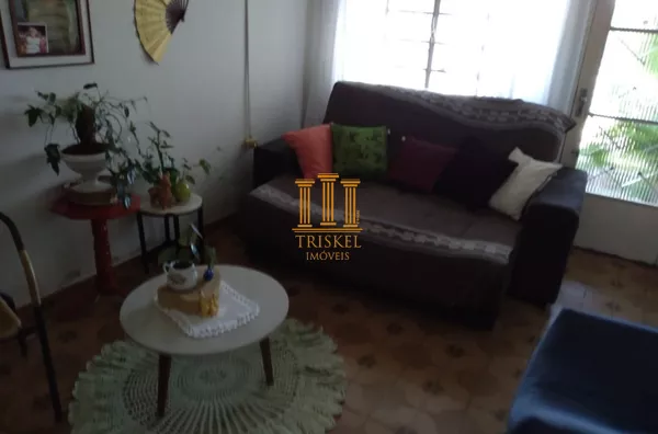 Casa 2 dorm com edícula no Quiririm