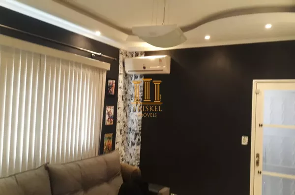 Casa 2 Dorm com suíte escritório área gourmet e piscina no Novo Horizonte em Taubaté