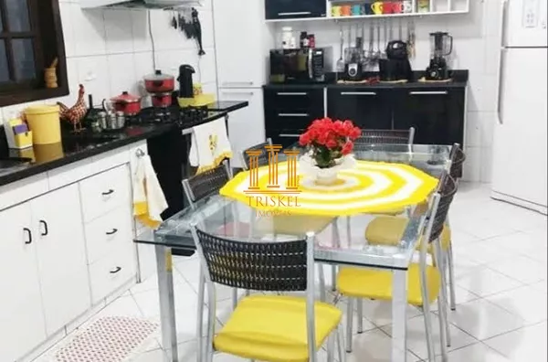 Casa para VENDA e LOCAÇÃO no Vale das Flores!