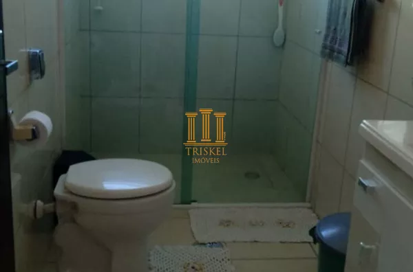 Casa 4 dorm com garagem coberta e área gourmet na Independência em Taubaté