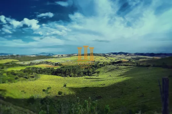 Terreno 250m² à VENDA no ALTO DA MATA!