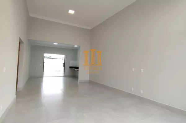 Casa 3 dorm com suíte churrasqueira e garagem coberta no Condomínio Perola do Vale emTremembé