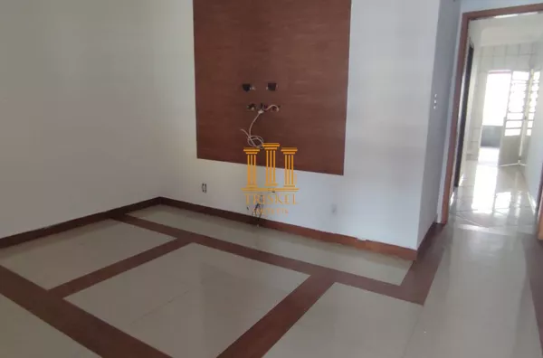 Casa  4 Dorm com suíte e 3 vagas cobertas no Jardim das Bandeira em Taubaté