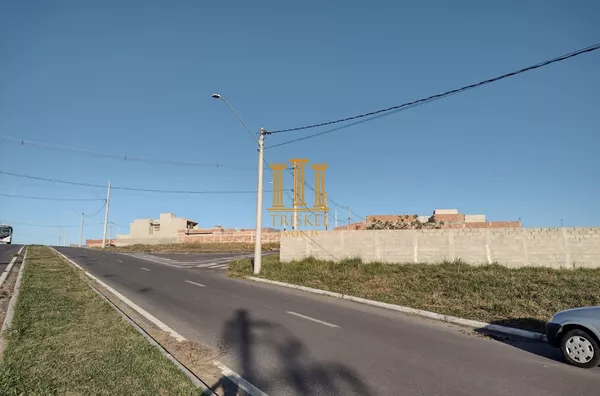 Terreno 150m² no Quinta de Santa Cruz