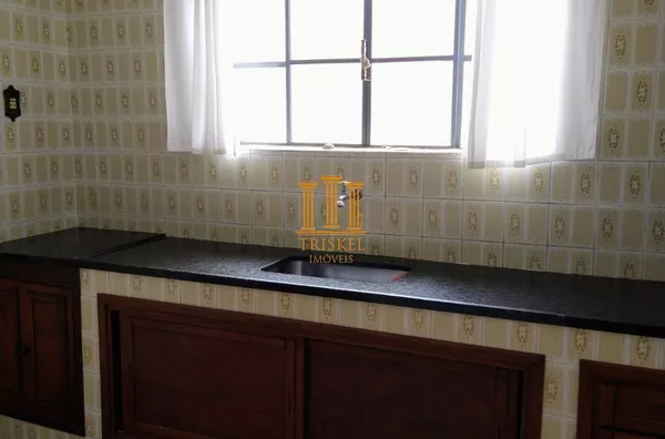 Casa 2 Dorm com edícula na Vila São Geraldo em Taubaté