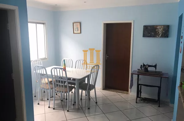 Casa 4 Dorm com suíte área gourmet e garagem coberta na Independência em Taubaté