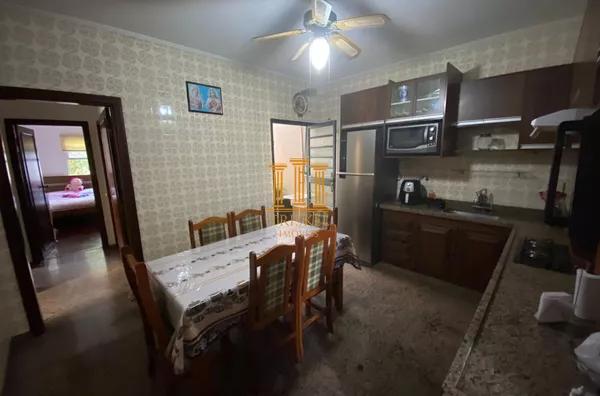 Casa 3 Dorm com suíte + 2 edículas no fundo na Vila São Geraldo em Taubaté