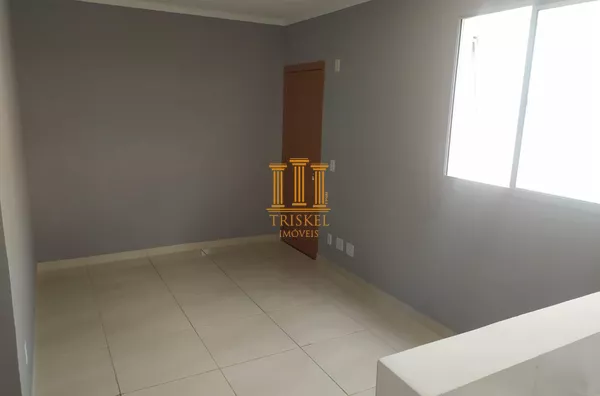 Apartamento 2 dormitórios na Guirlanda.