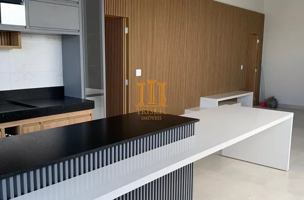 Casa 3 dorm com suíte e aquecimento solar no Cyrela em Taubaté