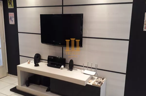 Casa 2 Dorm com suíte escritório área gourmet e piscina no Novo Horizonte em Taubaté