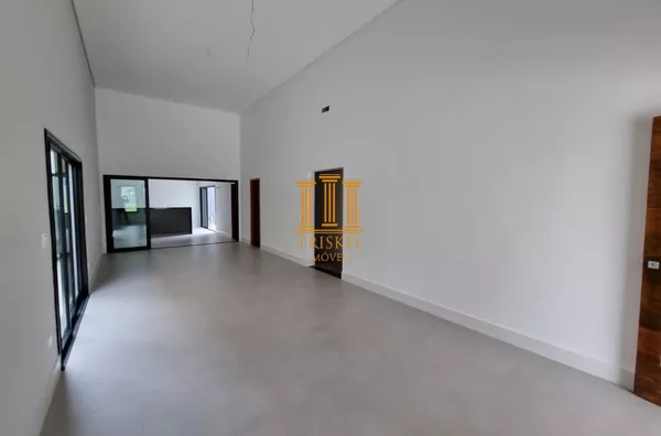 Casa 3 dormitórios com double suíte no OuroVille