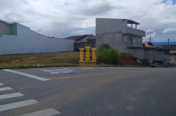 Terreno 429m² no Residencial Jardim Oasis