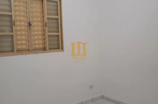 Casa 02 dorm e piscina à venda no Jardim dos Pássaros