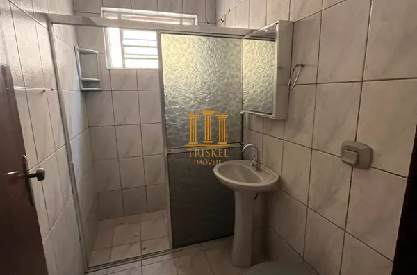 Casa 02 dormitórios para ALUGAR no Bonfim!