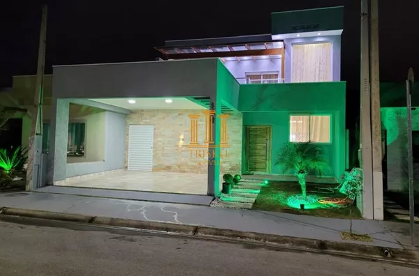 Sobrado 3 Suítes com área gourmet e piscina no Tecoara