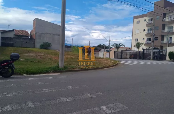 Terreno 429m² no Residencial Jardim Oasis