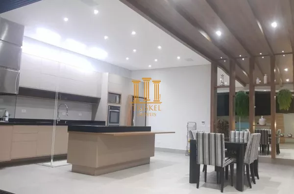 Casa 3 dorm com suíte area gourmet e piscina aquecida