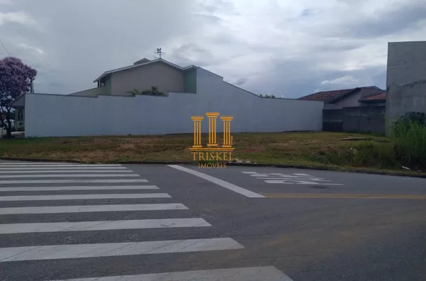 Terreno 429m² no Residencial Jardim Oasis