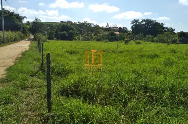 Chácara a venda com 1.584m² no Pinheirinho