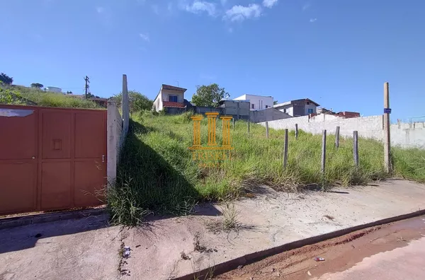 Terreno 250 m² no Estoril em Taubaté