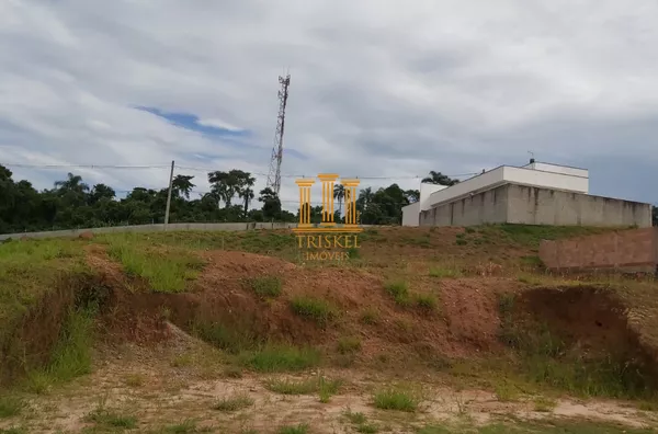 Terreno 300m² no Residencial Villa Di Vita em Taubaté