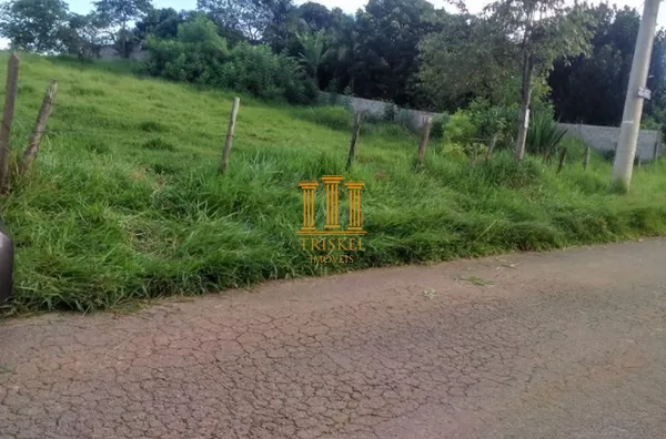 Terreno 1.050 m2 no Barreiro