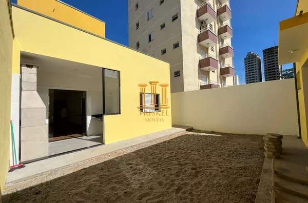 Casa 2 dorm com suíte e edícula no Jardim Morumby