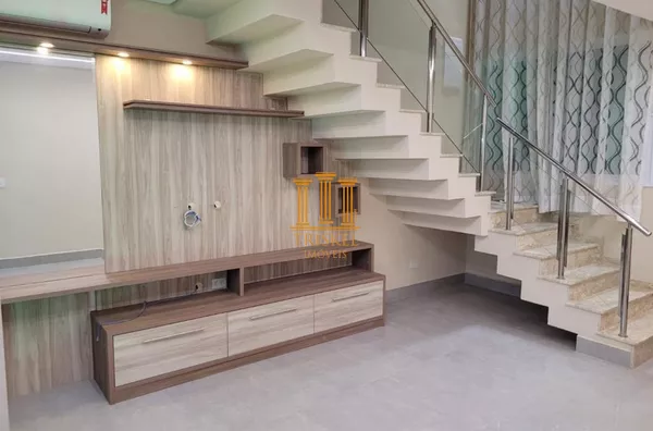 Sobrado 3 Suítes com área gourmet e piscina no Tecoara