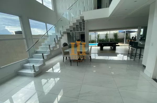 Sobrado Ouro Ville 3 suítes com piscina