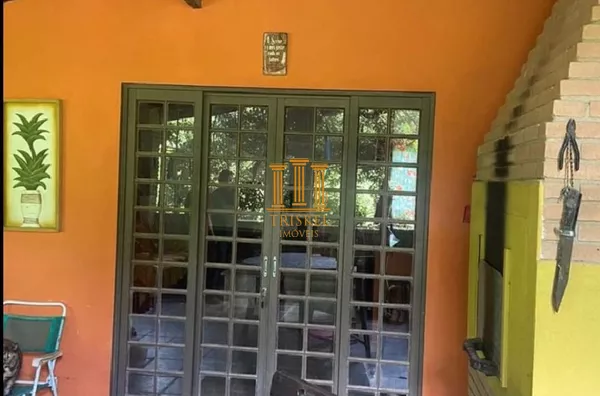 Chácara com 2 suítes em Caçapava