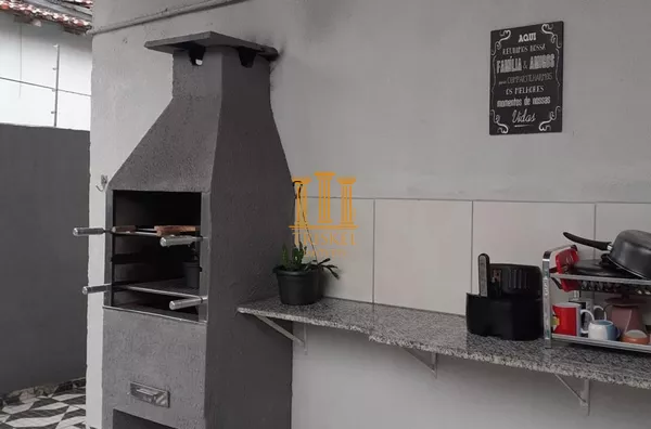 Casa 3 Dorm com área gourmet no Jardim Maria Augusta