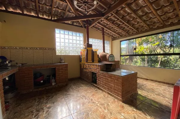 Chácara 3 Dorm com suíte piscina e área gourmet no Vila Velha em Caçapava