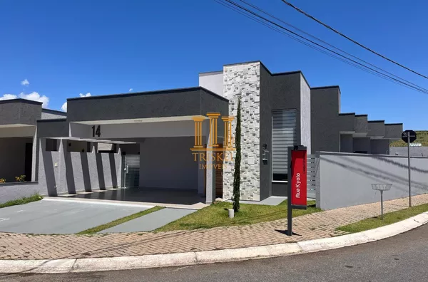 Ótima oportunidade de ter uma excelente casa em condomínio.