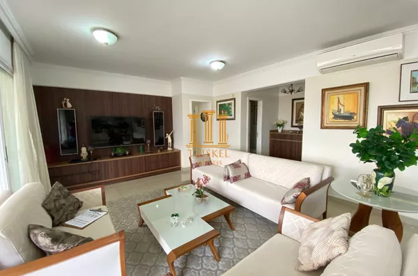 Apartamento 4 dorm sendo 3 suítes, varanda gourmet, garagem para 3 carros no Edifico Varandas em Taubaté