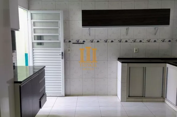 Casa 2 Dorm com suíte e garagem coberta no Estoril em Taubaté