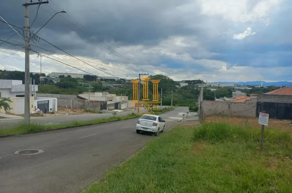 Terreno 250m² no Jardim Oasis em Taubaté