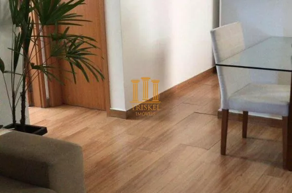 Ótimo apartamento térreo, com quinta, para venda!