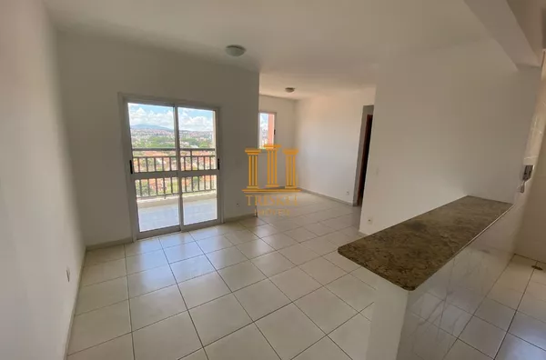 Apartamento no Tarsila 2 dorm com suíte