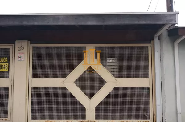 Casa 02 dorm e piscina à venda no Jardim dos Pássaros