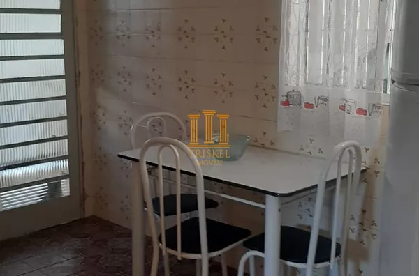 Casa 2 Dorm com garagem coberta no Alto São Pedro