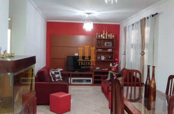 Casa 5 Dorm com 2 suítes e 3 vagas de garagem na Flor do Vale em Tremembé