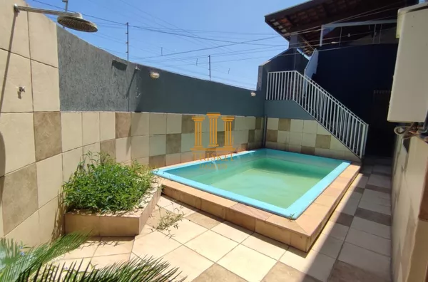 Casa 3 dorm com suíte, piscina e garagem coberta no Areão em Taubaté