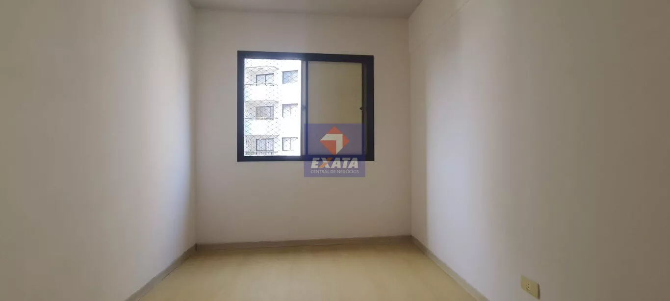 Apartamento para alugar com 3 quartos, 75m² - Foto 14