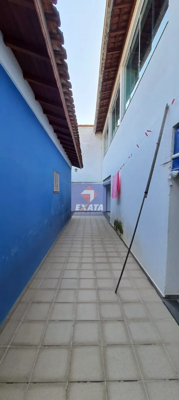 Casa à venda com 4 quartos, 350m² - Foto 8