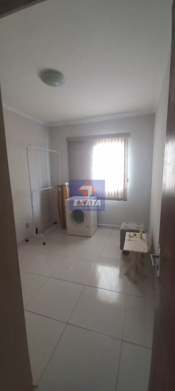 Apartamento à venda com 2 quartos, 75m² - Foto 12