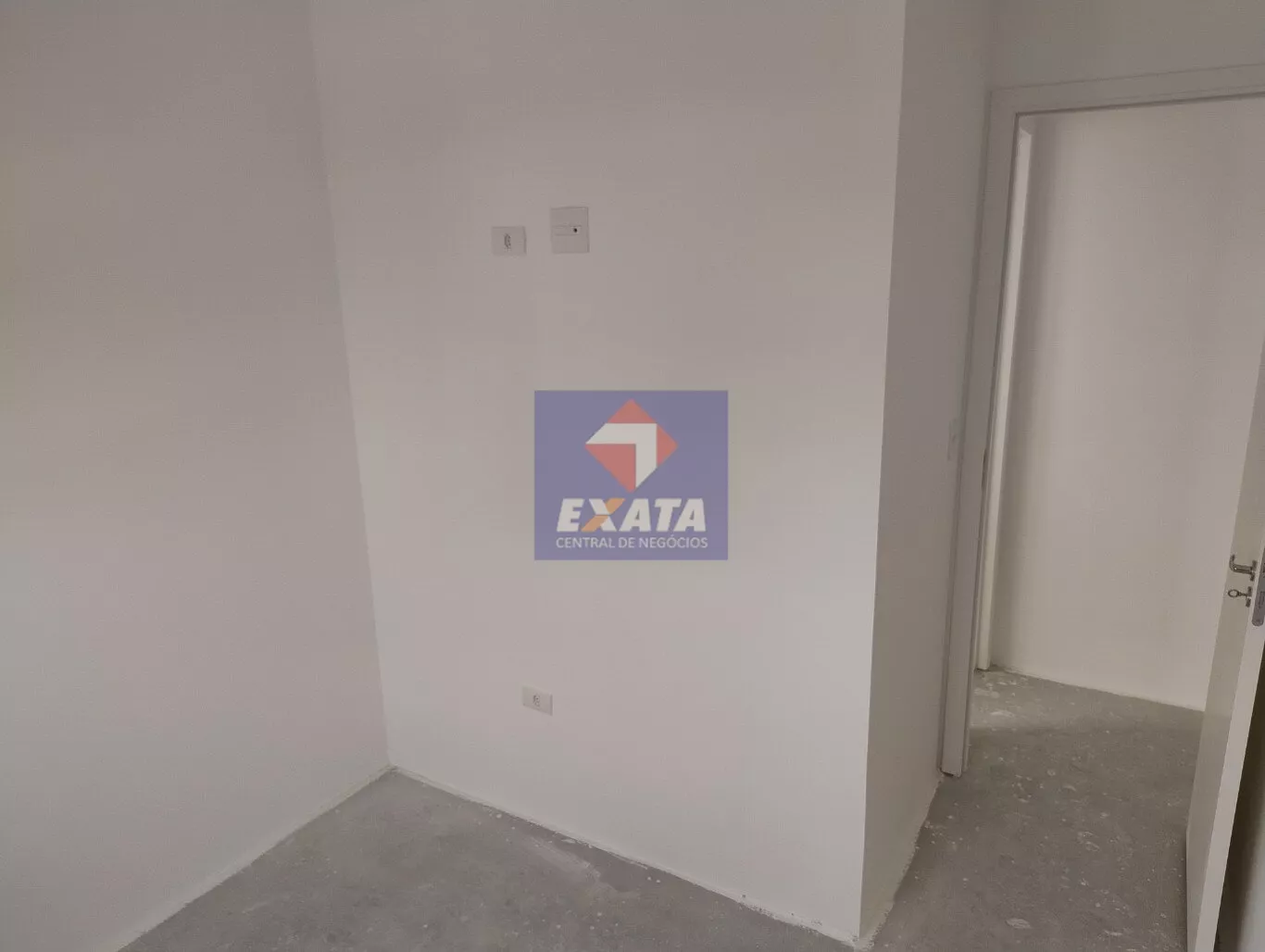 Apartamento à venda com 2 quartos, 44m² - Foto 13