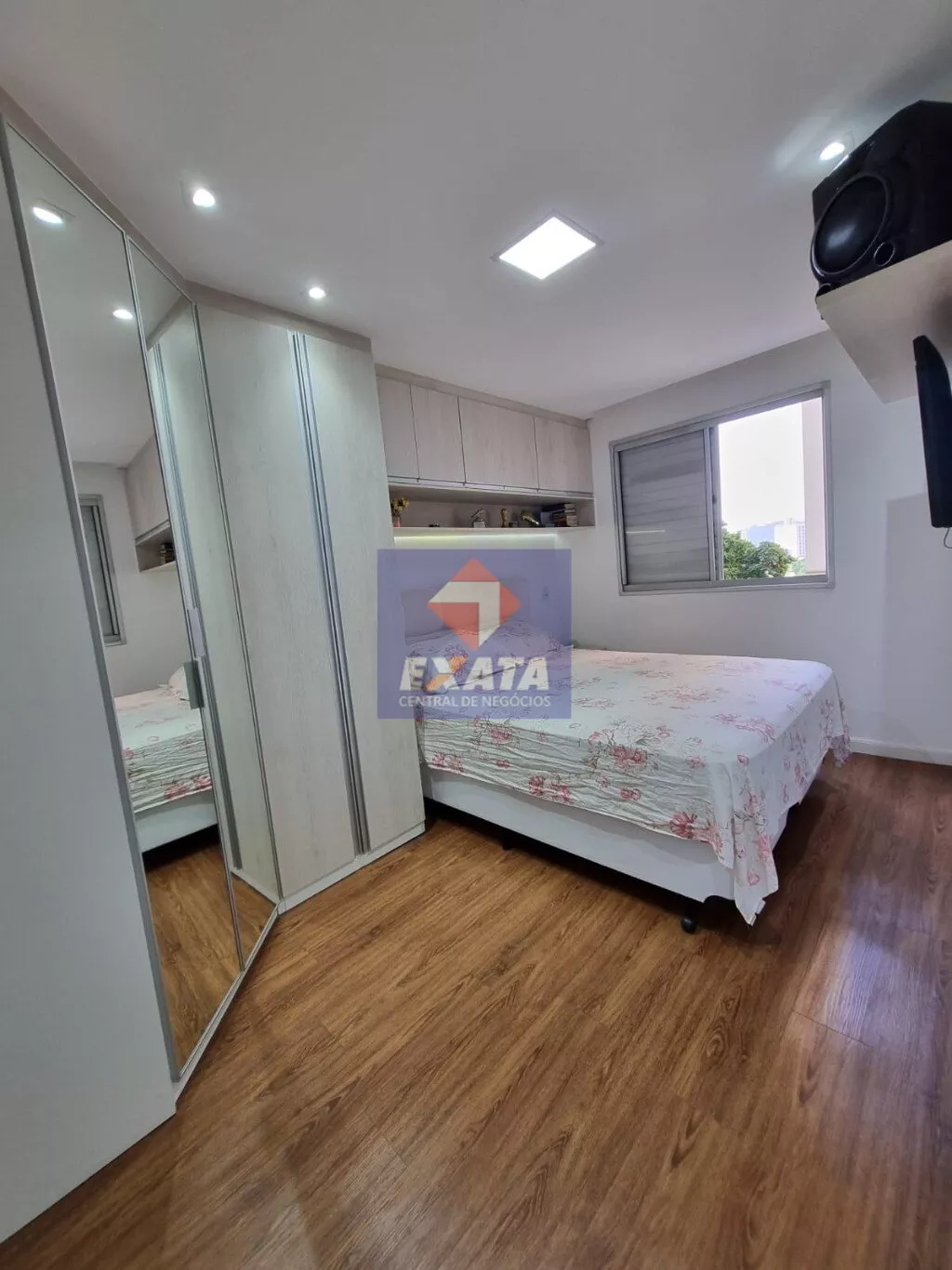 Apartamento à venda com 2 quartos, 64m² - Foto 16