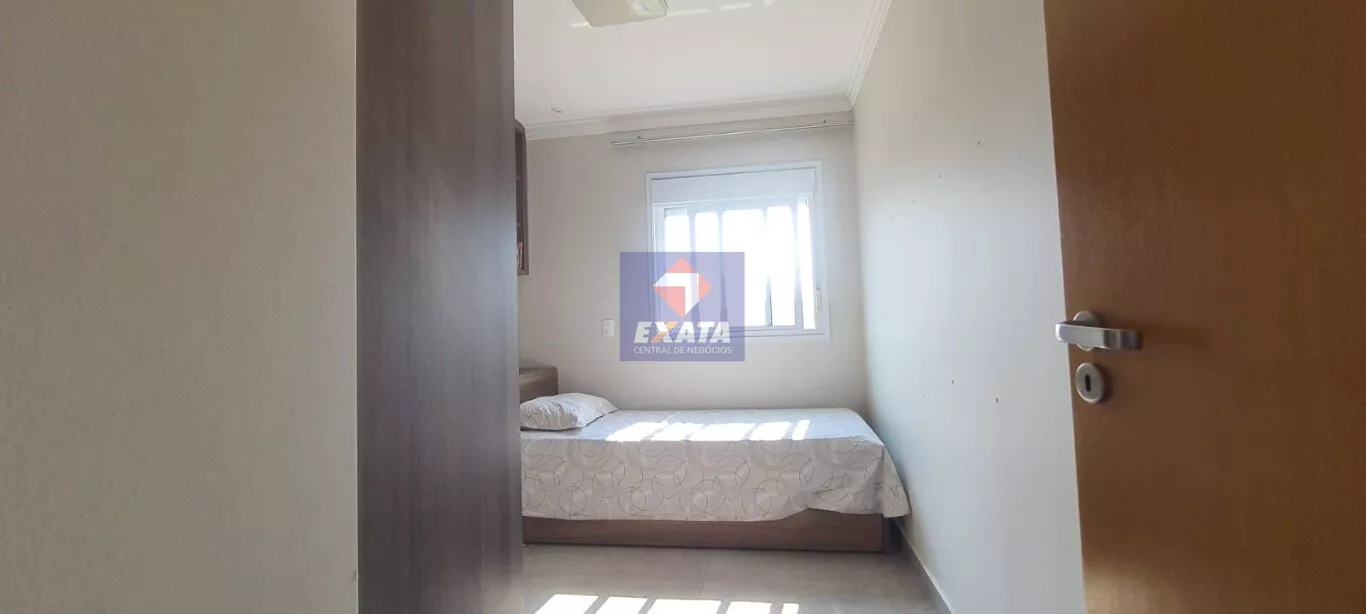 Apartamento à venda com 3 quartos, 83m² - Foto 22