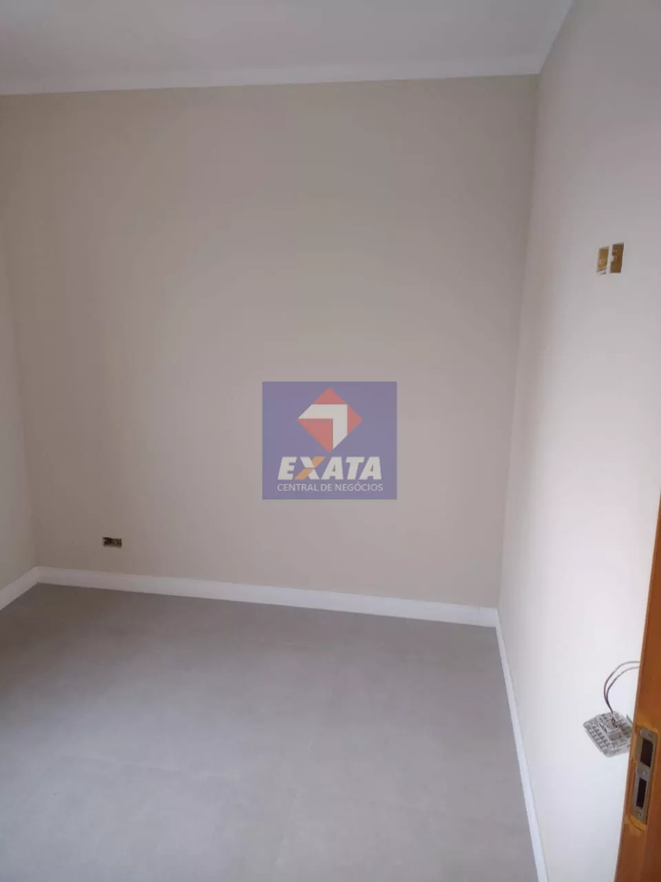 Apartamento para alugar com 3 quartos, 94m² - Foto 13