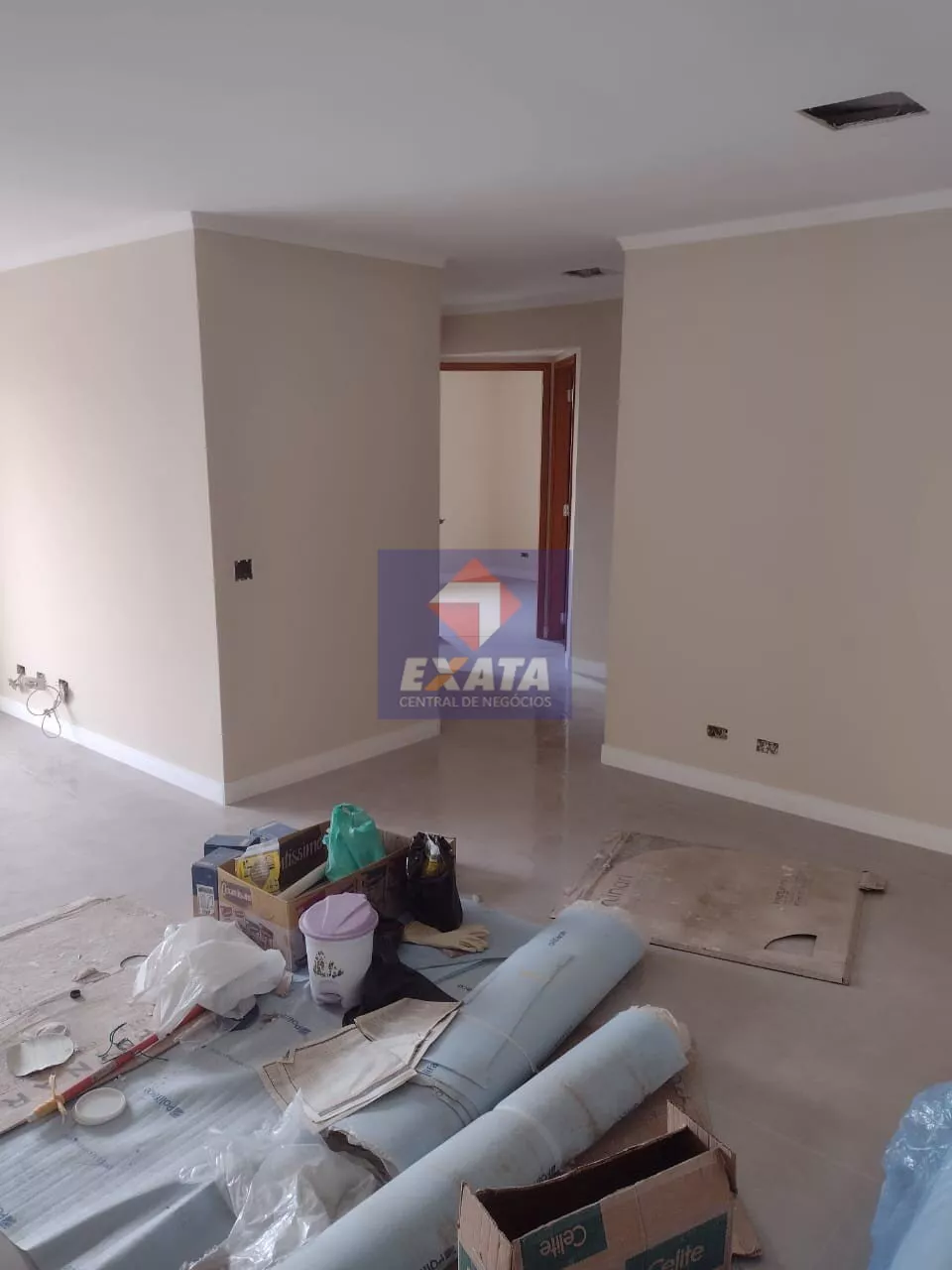 Apartamento para alugar com 3 quartos, 94m² - Foto 18